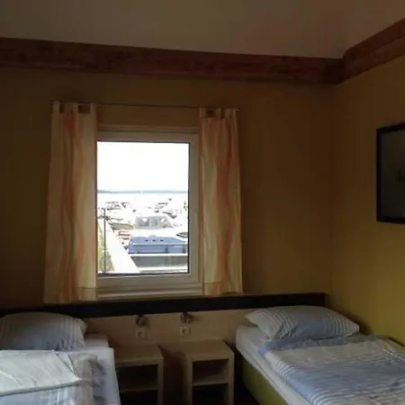 Mit Seeblick - Fischerhafen Plauer *